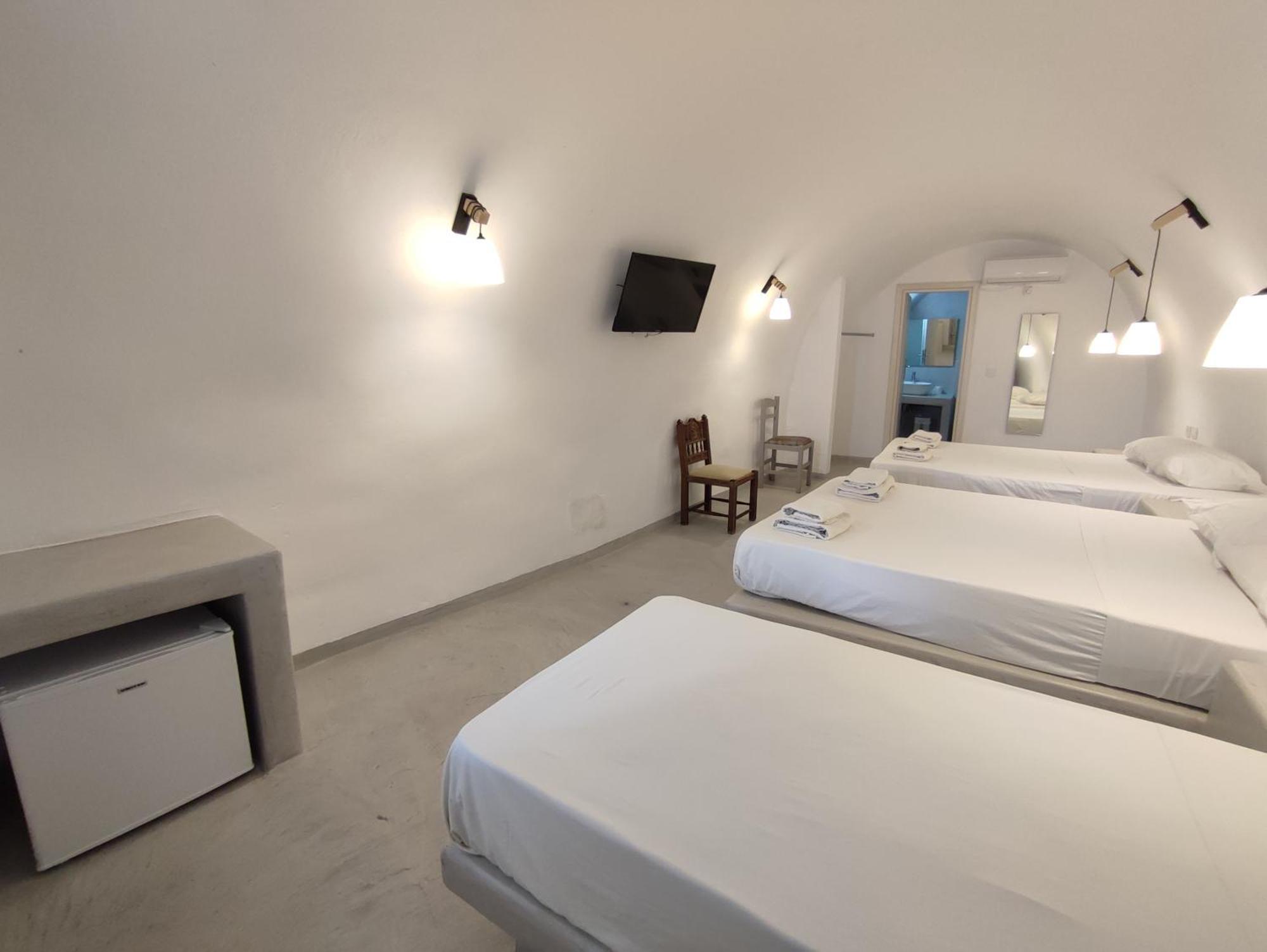 Magic Caves Rooms- Fira Center Extérieur photo
