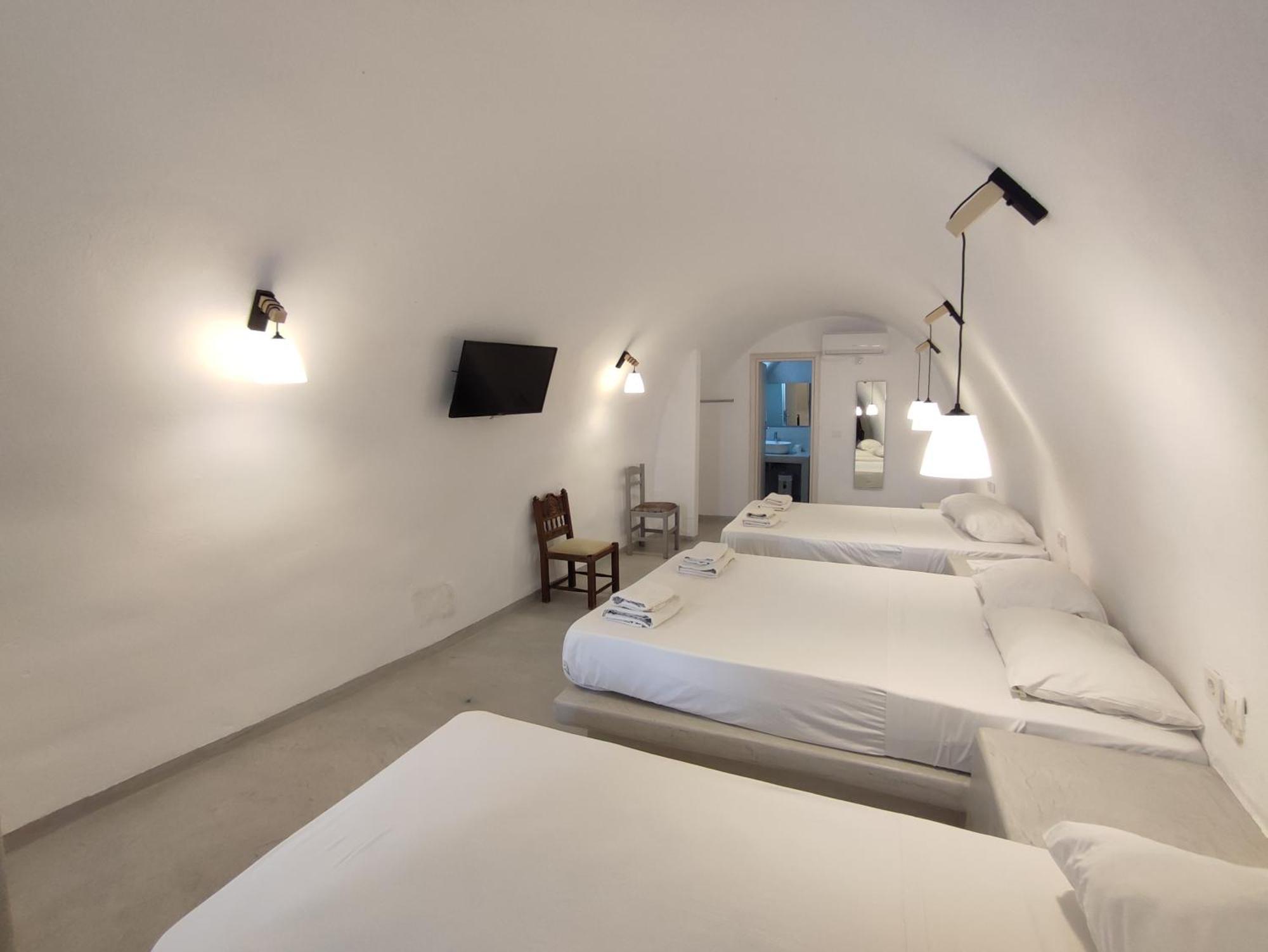 Magic Caves Rooms- Fira Center Extérieur photo